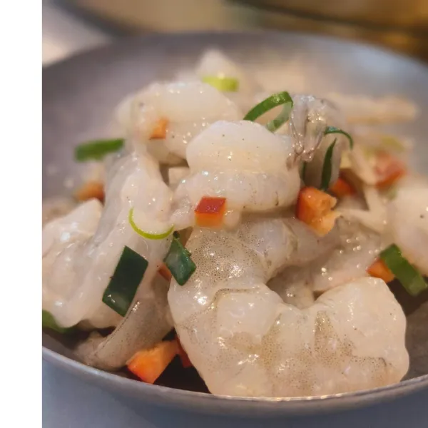 GAMBA CON PIMIENTO ROJO