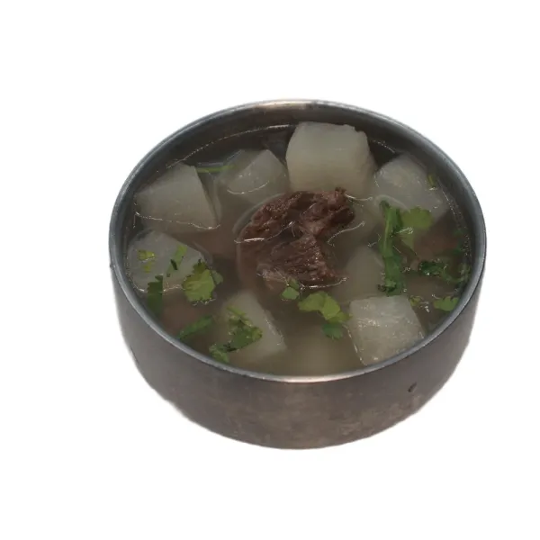 Sopa de ternera con nabo