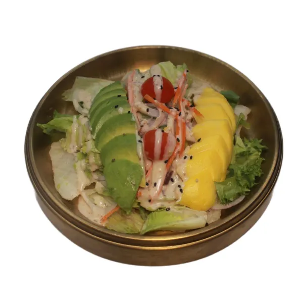 Ensalada de aguacate CON salsa sesamo
